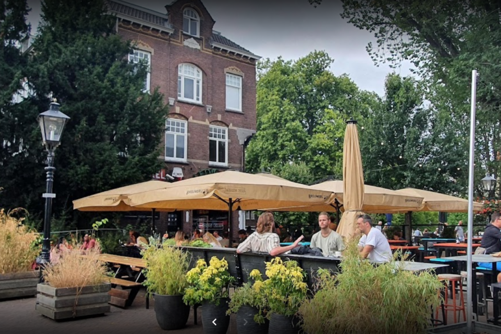 terrassen in Utrecht café ledig