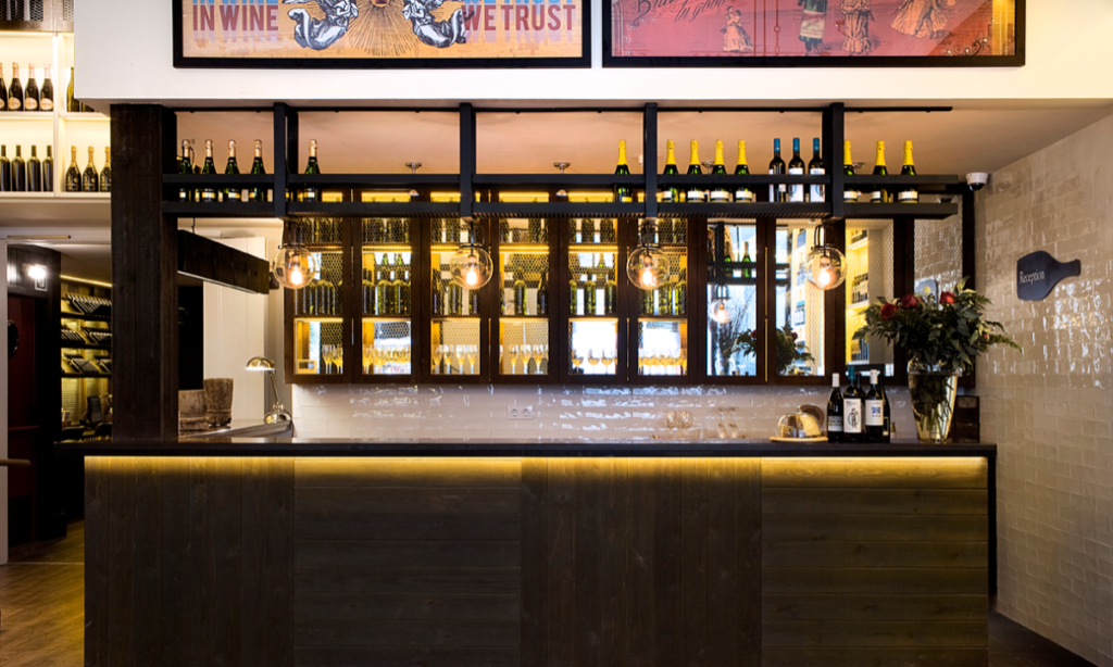 De bar van Hotel Praktik Vinoteca Barcelona